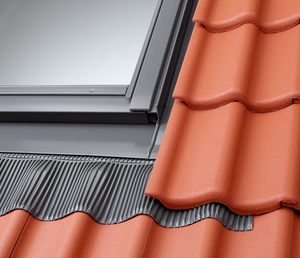 VELUX EDW PK06 S0121 for Sloping and Fixed Combinations - Tiles up to 120mm in profile