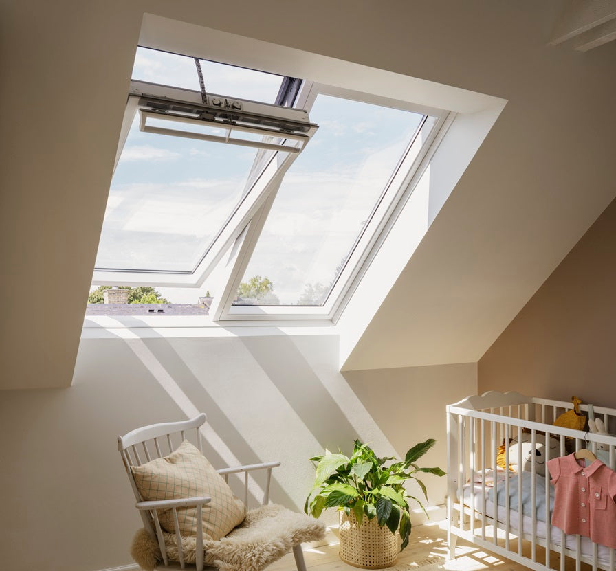 VELUX GGLS 207030 2-in-1 Double Glazed SOLAR Powered Window