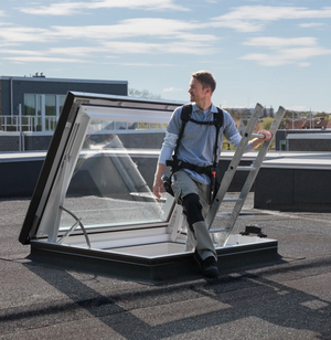 VELUX CXU 150150 0220K01 Curved Glass Flat Roof Exit Package with Double Glazed Base (150cm x 150cm)