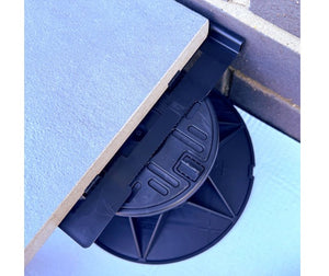 Wallbarn Plastic Edging Plate for Paving to Walls