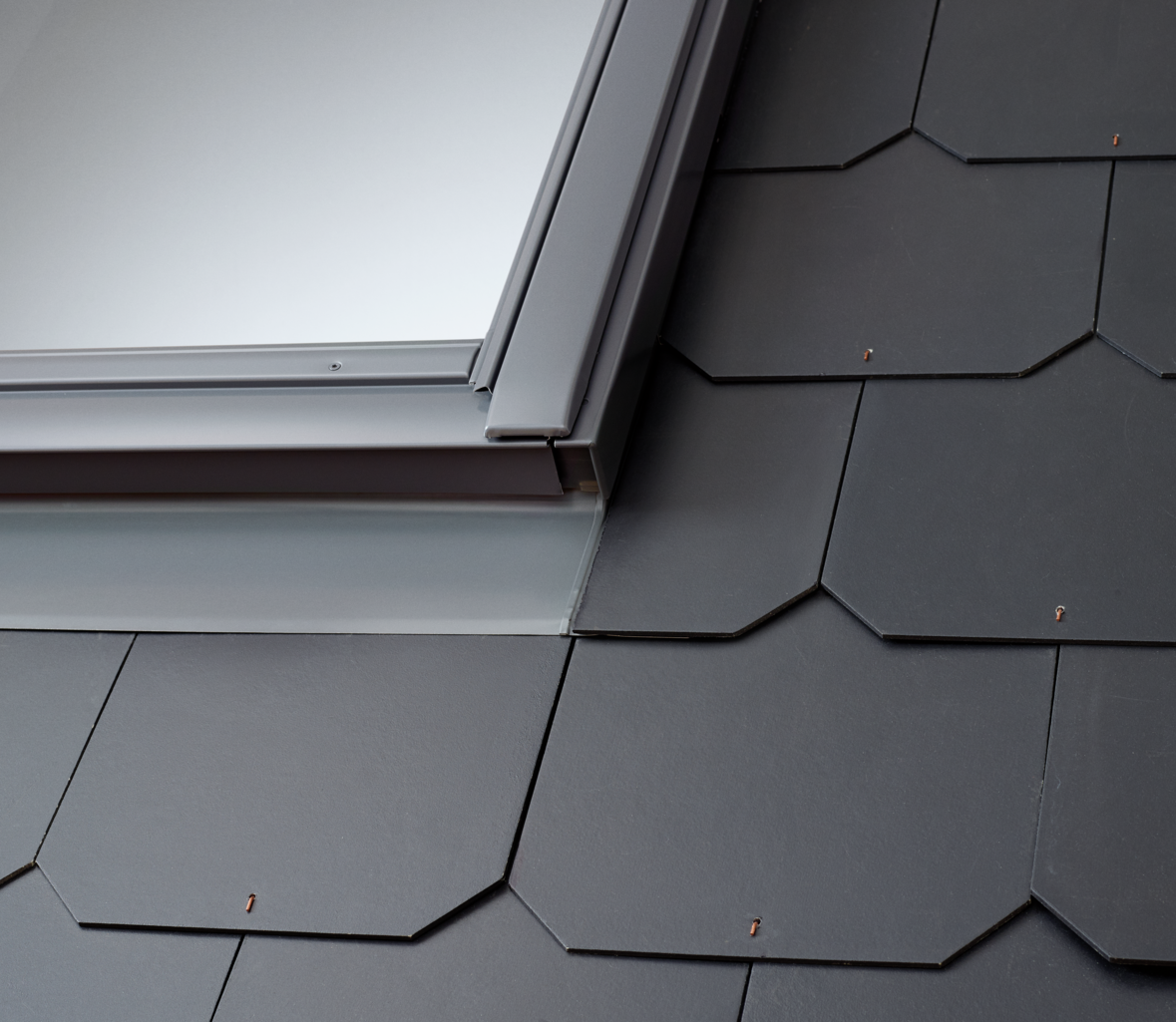 VELUX EDL MK06 S0121 for Sloping and Fixed Combinations - Slates up to 8mm thick
