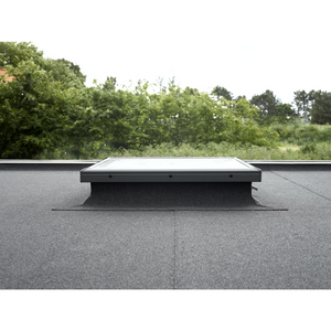 VELUX ISD 100150 2093 Flat Glass Top Cover (100 x 150 cm)